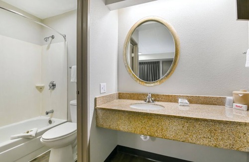 Montpelier Hotel | Clean and Affordable Room Near DuClaw Brewing & ClimbZone - Pets are Welcome!