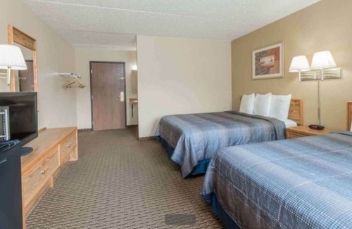 Glendive House | Clean and Affordable Rooms at a Friendly and Accommodating Hotel