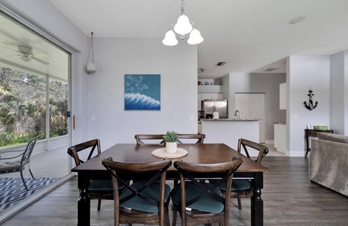 Tarpon Springs House | ☀️ Clean and Spacious Remodeled Home! Master Suite