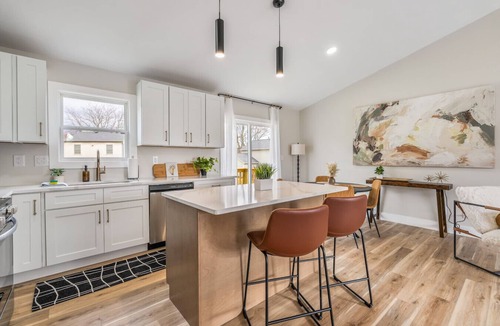 Riverside House | Clean, comfortable, and versatile home, perfect for long stays