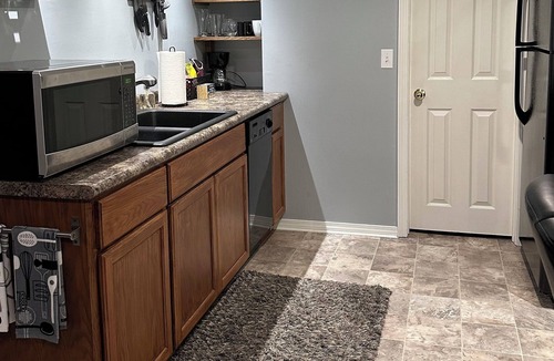 Springfield House | Clean & Cozy Private Basement. Tailored to You! Great Location!