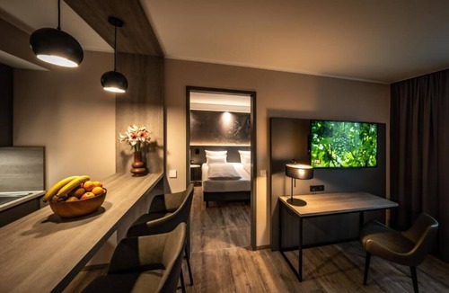 Korntal-Munchigan Hotel | Clean & Inviting Room Near Solitude Castle & Porsche Museum — Pets Allowed