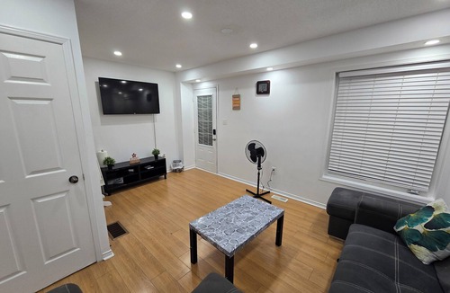 Ajax House | Clean precious house