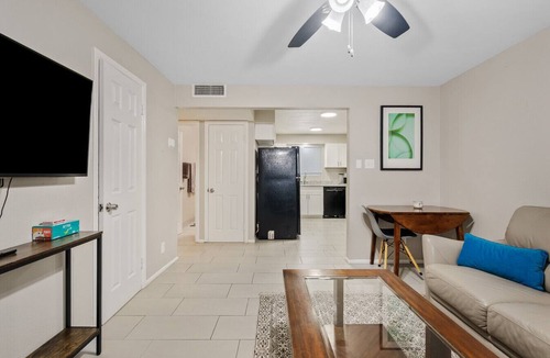 Mesa Condo | Clean Quiet Condo - Reliable AC - Downtown Mesa - Free Parking