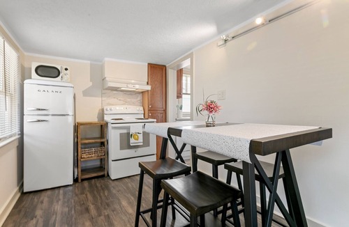 Downtown Historic District Apartment | Clean Simple Cozy 2 BR Home in downtown of St. Augustine