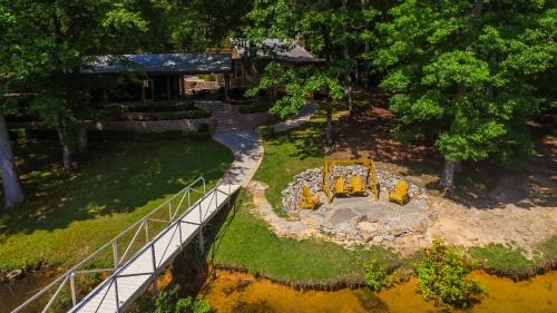 Jasper House | Clear Creek Escape - Double Decker Dock, Swim Dock And Fishing Pier