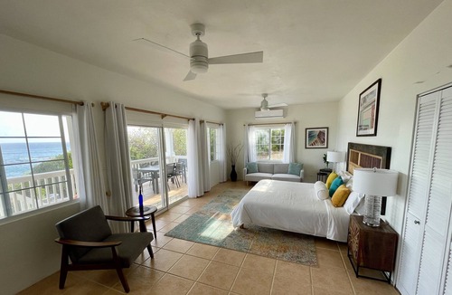 Island Harbour Villa | Clearview Villas (LOWER): Casual, Bright, Steps from Sea, Great for families!