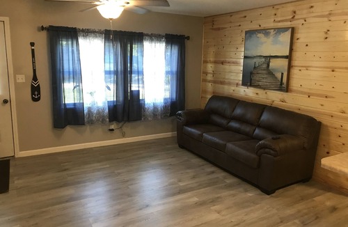 Piedmont Cabin | Clearwater Lake, cabin minutes from Bluff View Marina & boat dock