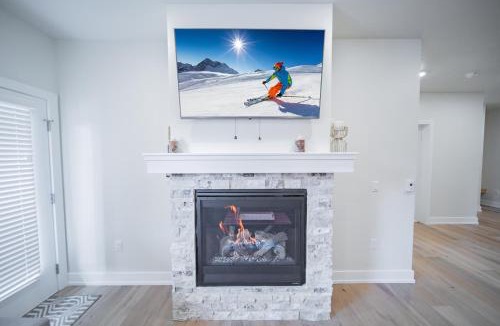 Lakeside Village House | Clearwater Lofts Bldg 3 103 by SummitCove Lodging in Colorado