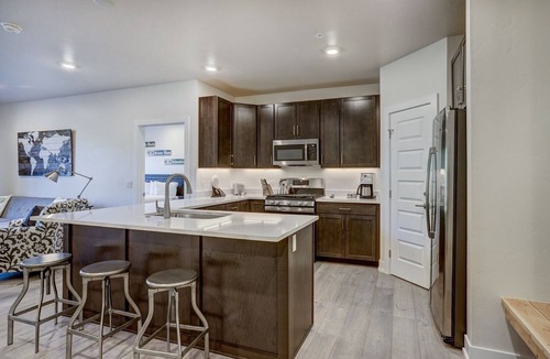 Lakeside Village Apartment | Clearwater Lofts by Vail Resorts