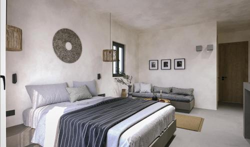 Naousa Hotel | Clementina Hill