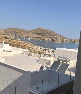 Naousa Hotel | Clementina Hill
