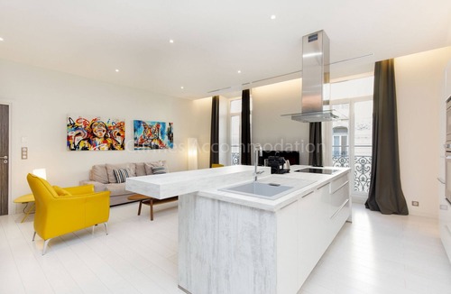 Cannes City Centre Apartment | Clic 20-2121-Beautiful apartment on rue d'Antibes