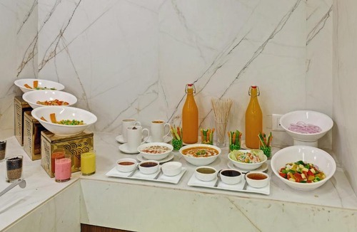 Jaipur Hotel | Click Collection Aster, Raja Park - Jaipur