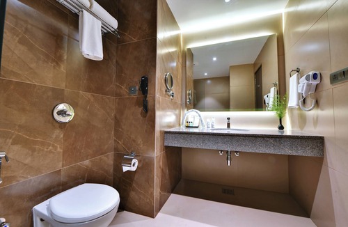 Rau Hotel | Click Hotel Pithampur