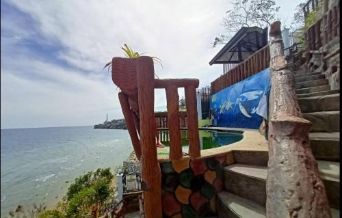 Catmon Resort | Cliff Cabanas by Hiverooms