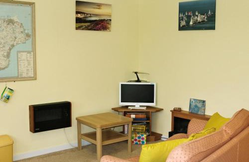 Freshwater House | Cliff End