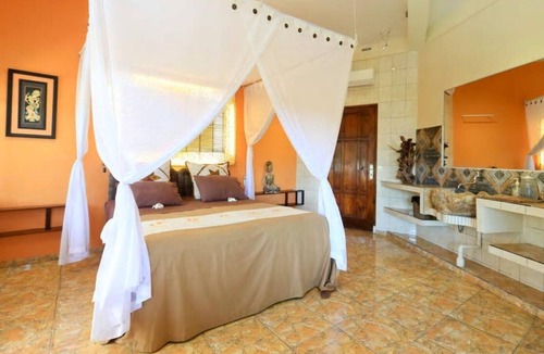 Jasri House | Cliff House on Bali is Unique, above the ocean, the sound of the waves – Unit 7