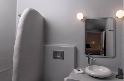Firostefani Hotel | Cliff Side Suites