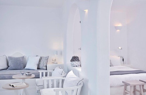 Firostefani Hotel | Cliff Side Suites