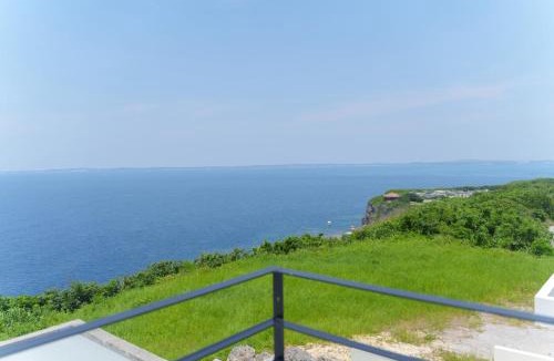 Miyakojima Villa | Cliff Sky
