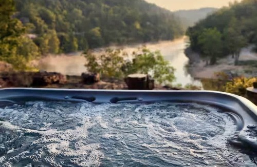 Eureka Springs Cabin | Cliff Top, Hot Tub, Fire Pit, Mountain Lake Views