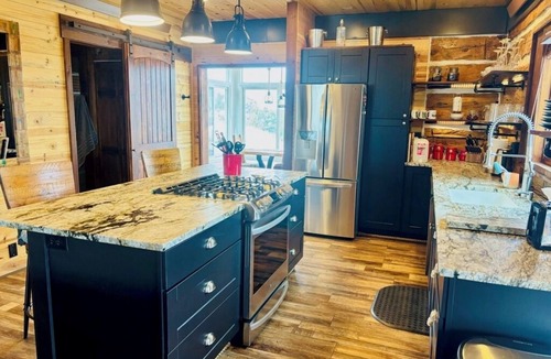 Salida House | Cliffside Home at Shaw's River Ranch with some of the best views on the planet.