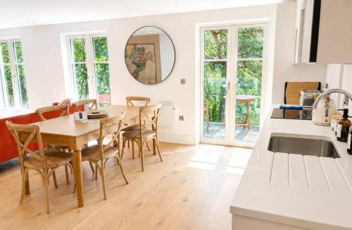 Lynmouth Apartment | Clifftop Edge