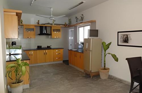 Kehkashan House | Clifton BnB