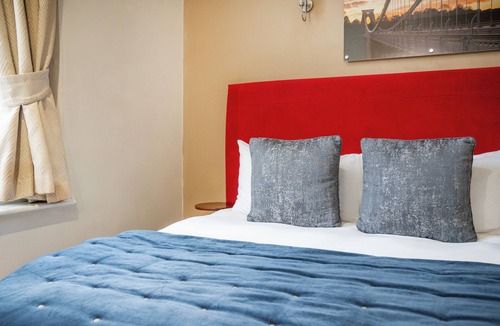 Clifton Hotel | Clifton Hotel