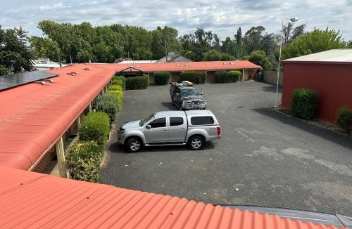Coonabarabran Hotel | Clock Tower Motor Inn