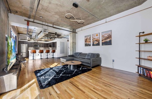 Ballpark Condo | Clocktower Views | Sky Lofts 1BR | 30+ Stay
