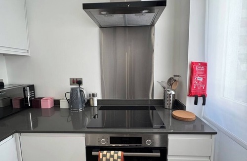 The City of London Apartment | Clockwork stay 1 bedroom