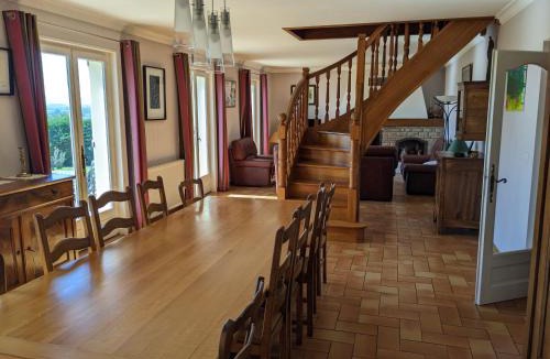 Savigny-sur-Grosne House | Clos du Château - Grande maison avec piscine privée et vue sur la vallée