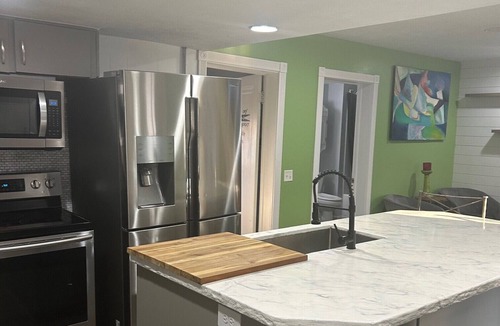Hudsonville House | Close to City and Beaches, Pets Welcome, Hot Tub and Seasonal Pool