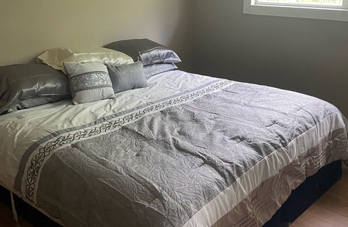 Kamloops House | Close to downtown