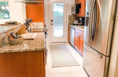 Gainesville House | Close to Everything ★ UF/Shands/DT ★ Pet Friendly