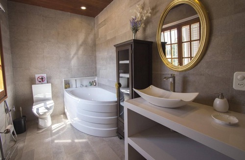 Alcover Villa | Close to Salou and just steps from the village!