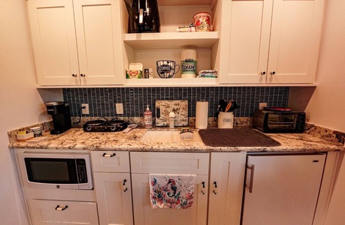 Camp Verde Apartment | Close to Sedona cozy 2 Queen beds, free WiFi Suite