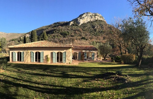 Vence Villa | Close to St Paul de Vence - Recent Villa, Stunning Views