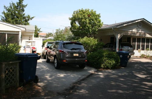 Garden City Cottage | Close to the Ocean Senior/Pet friendly Great Rates!