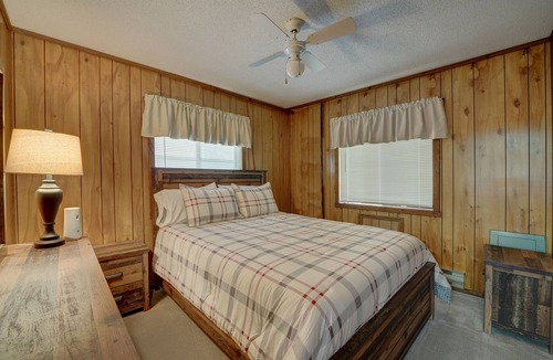 White Mills Cottage | CLOSE TO WALLENPAUPACK! 2 bedroom, 1 bath cottage