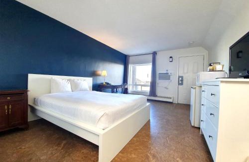 Whitecourt Hotel | Cloud 9 Inn