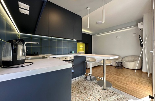 Petralona Apartment | Cloud 9 - smart apartment private jacuzzi