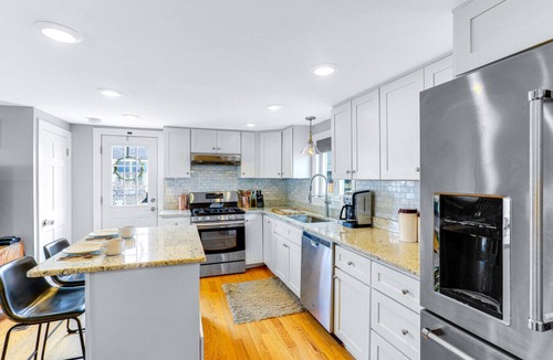 Newburyport House | Cloud Break: Private Neighborhood Beach, Great Outdoor Space, Serene Vibe