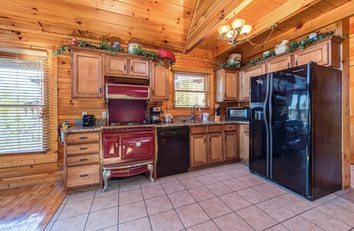 Hemlock Hills Cabin | Cloud Dancer by Jackson Mountain Rentals