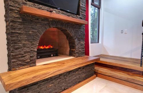 Quebrada Grande Villa | Cloud Forest Escape Wine, Views & Farm
