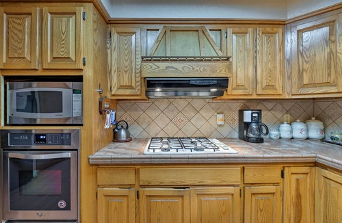 Cloudcroft House | Cloudcroft Mtn Home w/Patio, Walk to Golf Course!