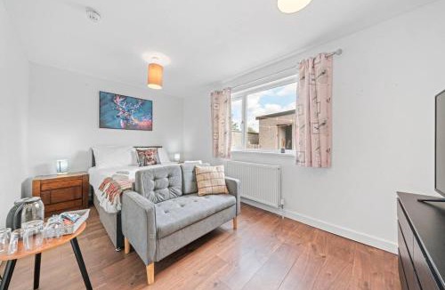 South Galson House | Cloudhowe Cottage Ensuite Rooms & Studio Inverness