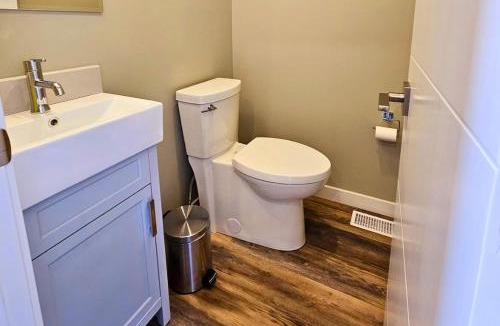 Canmore Apartment | Cloudline Vista 3 BdrmTownhouse w Private Garage Views Pool Walk Downtown